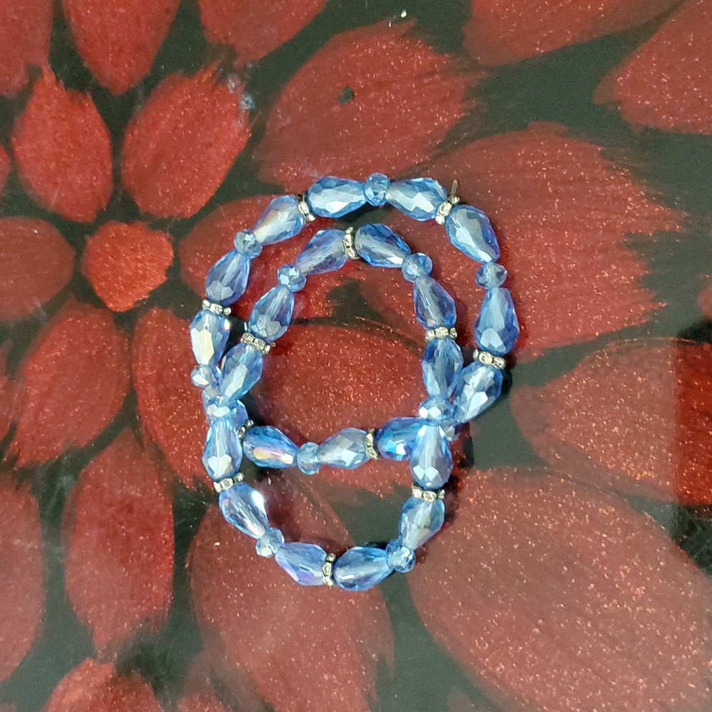 2 blue beaded bracelets 💙